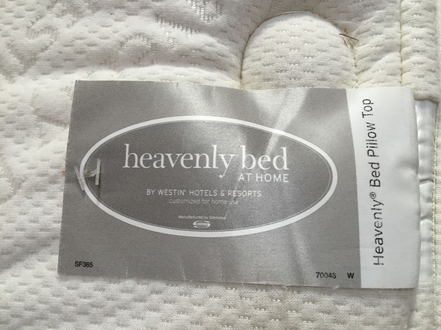 Pair Of Fabulous Twin Beds With Like New Simmons Mattresses Heavenly Bed At Home By Westin Hotels & Resorts [Photo 16]