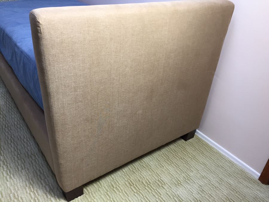 Pair Of Fabulous Twin Beds With Like New Simmons Mattresses Heavenly