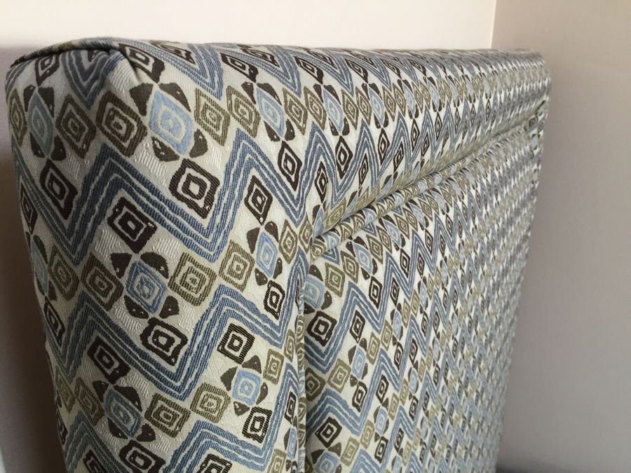 Pair Of Fabulous Twin Beds With Like New Simmons Mattresses Heavenly Bed At Home By Westin Hotels & Resorts [Photo 8]