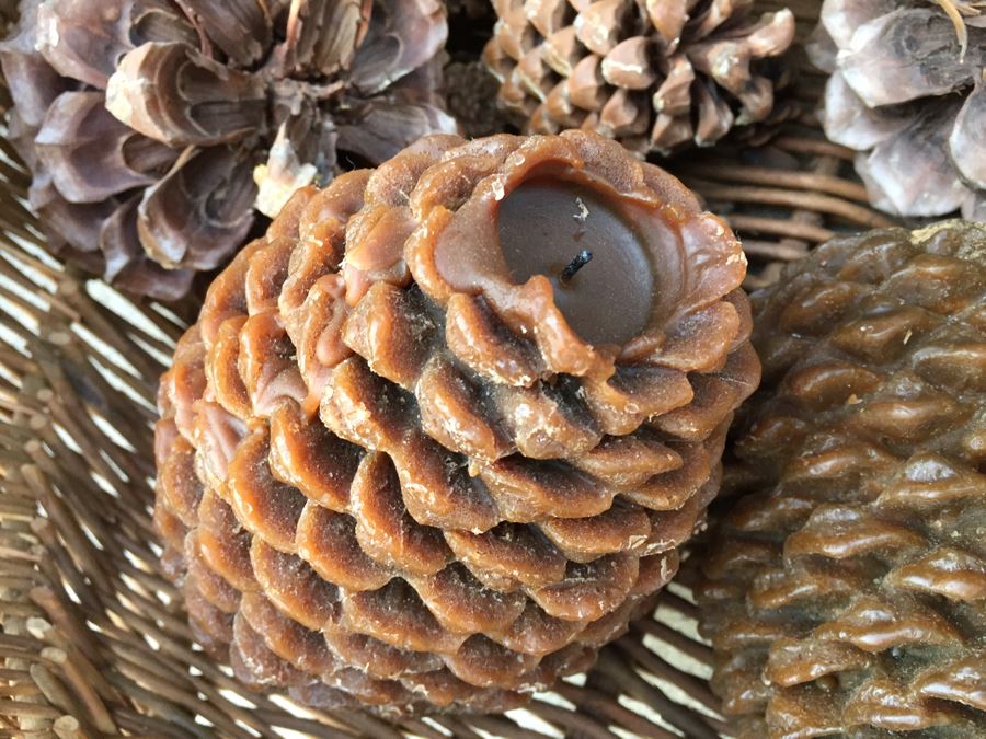 Pair Of Woven Baskets Plus Pine Cone Candles [Photo 6]