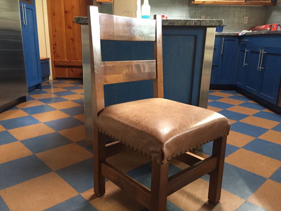 Custom Solid Wood Oval Kitchen Table With Three Leather Seat Chairs [Photo 3]