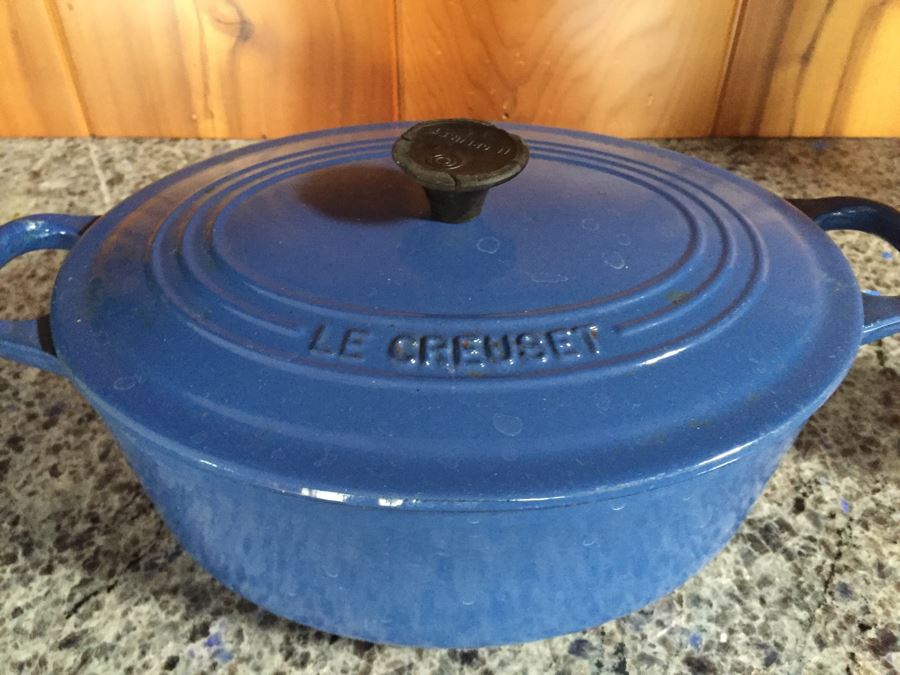 Le Creuset 3.5-Qt Oval Blue French Oven With Lid Made In France [Photo 2]