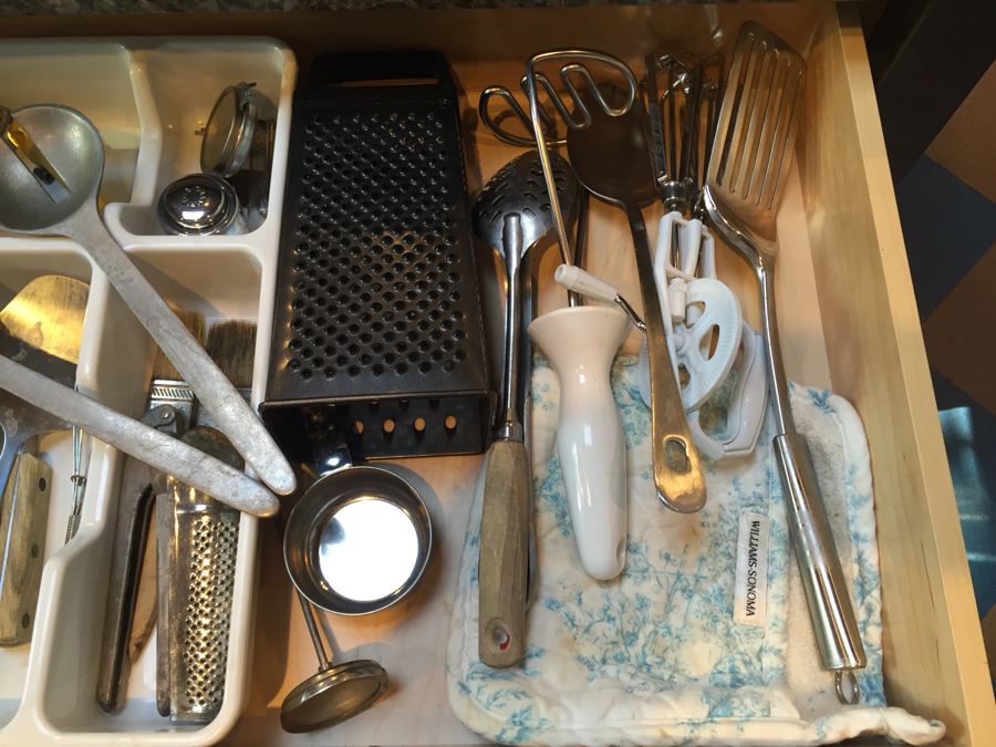 Utensil Lot [Photo 9]