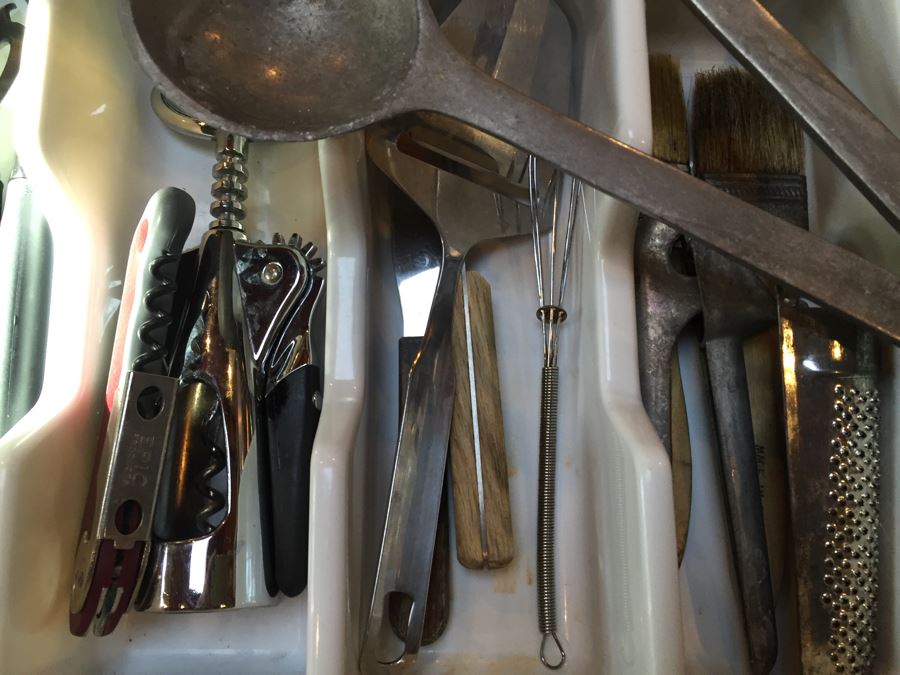 Utensil Lot [Photo 4]