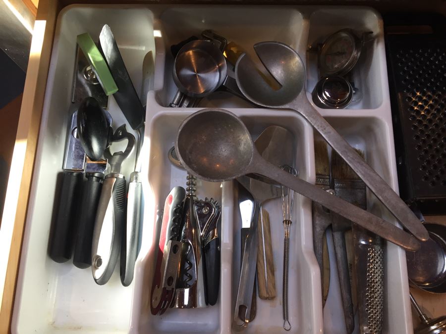 Utensil Lot [Photo 2]