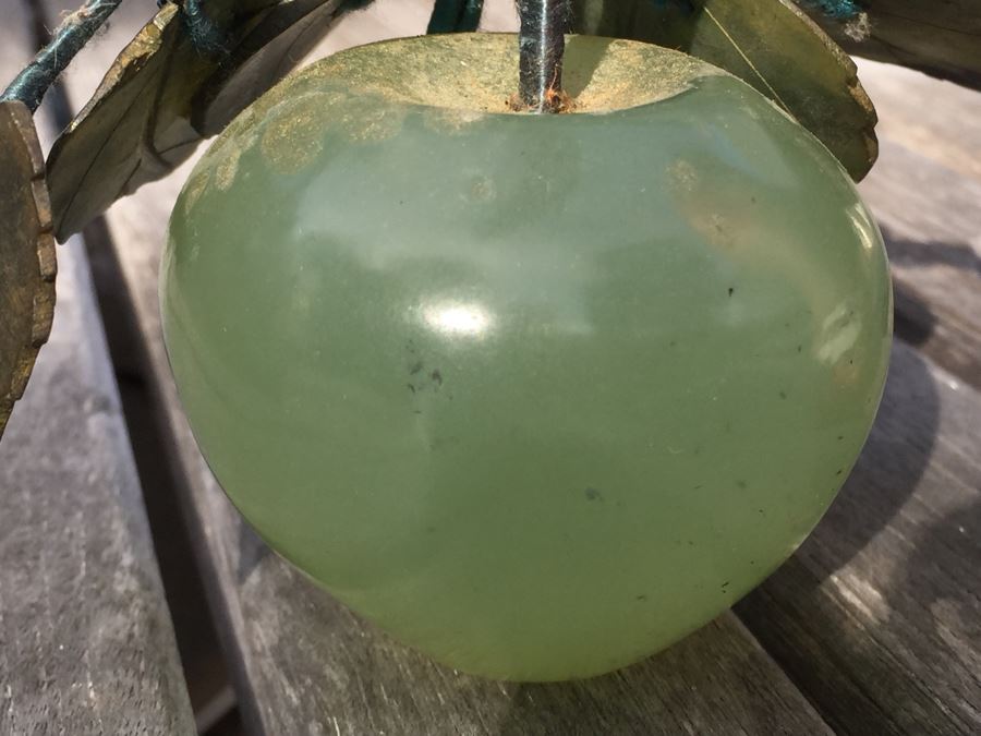 Vintage Carved Jade Apple Fruit [Photo 6]