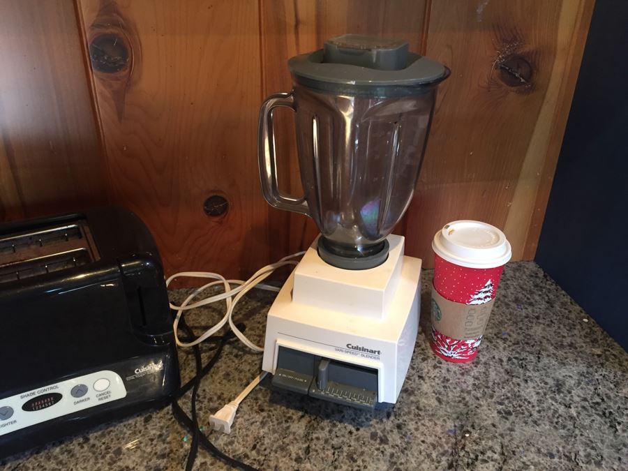 Cuisinart Toaster And Blender [Photo 3]