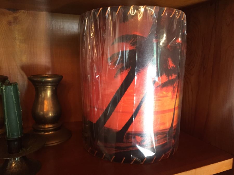 Home Decor Lot [Photo 9]