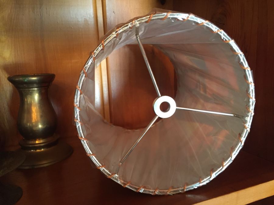 Home Decor Lot [Photo 8]