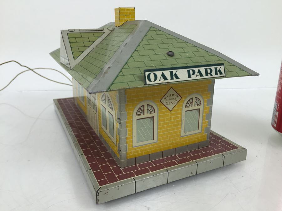 Vintage Marx Toys Tin Litho Oak Park Train Station Sound [Photo 2]
