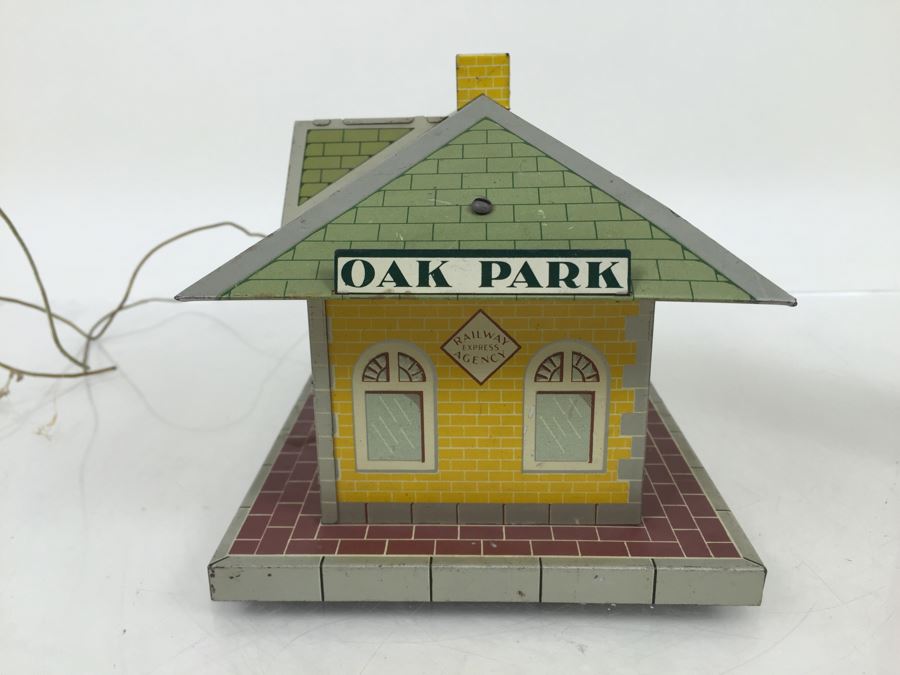 Vintage Marx Toys Tin Litho Oak Park Train Station Sound [Photo 6]