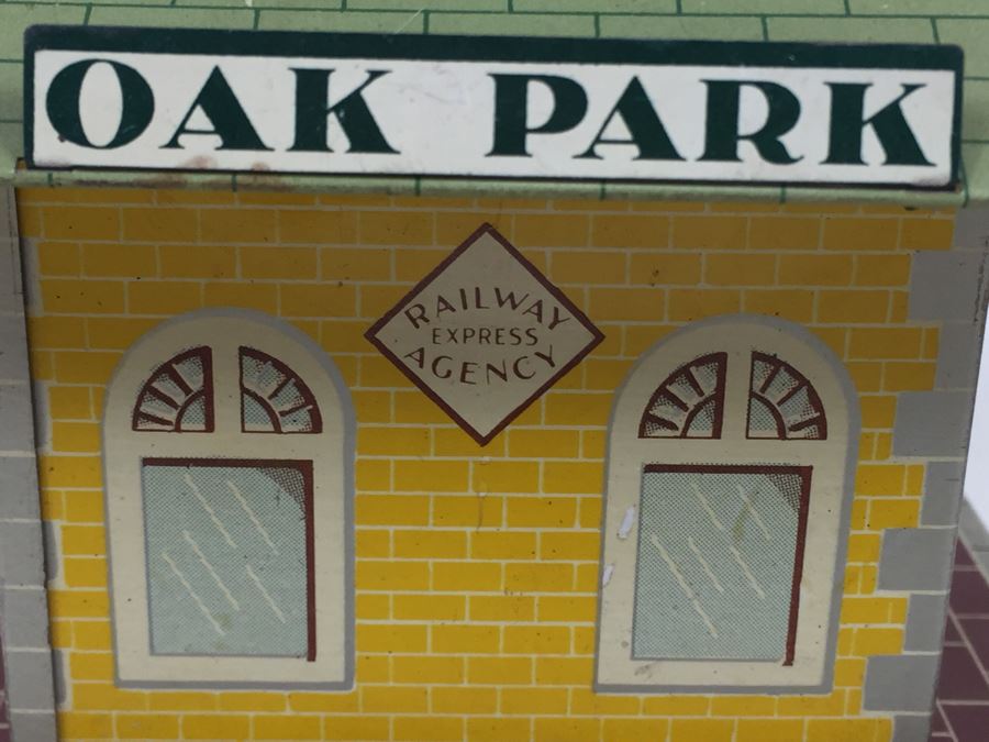 Vintage Marx Toys Tin Litho Oak Park Train Station Sound [Photo 7]