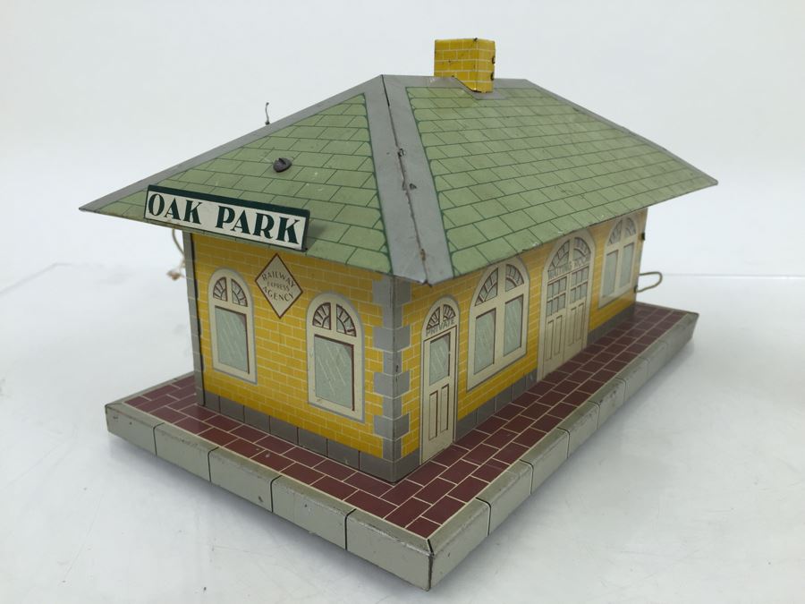 Vintage Marx Toys Tin Litho Oak Park Train Station Sound [Photo 8]