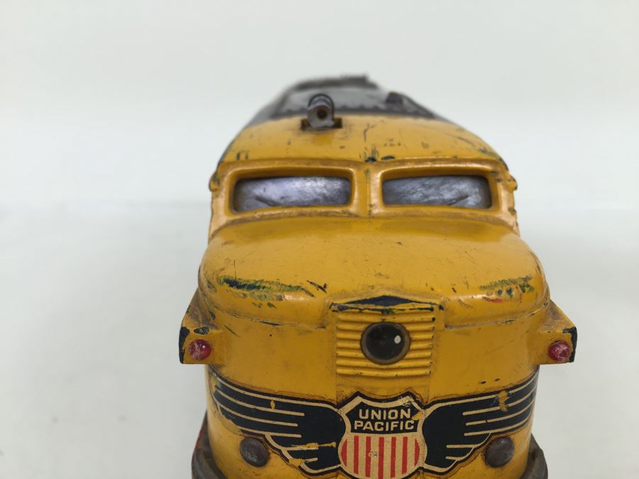Vintage Lionel Trains 2023 Union Pacific Diesel Locomotive Train O Scale [Photo 9]