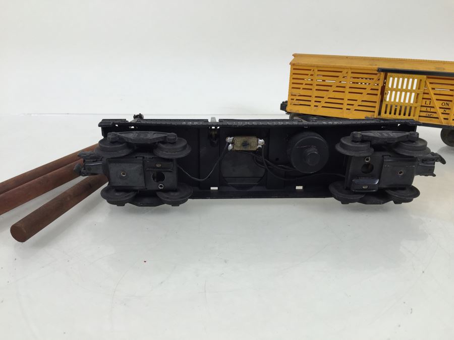 Lionel Train 3461 Operating Log Unloading Car + Lionel 6656 Livestock Stock Cattle Car [Photo 22]
