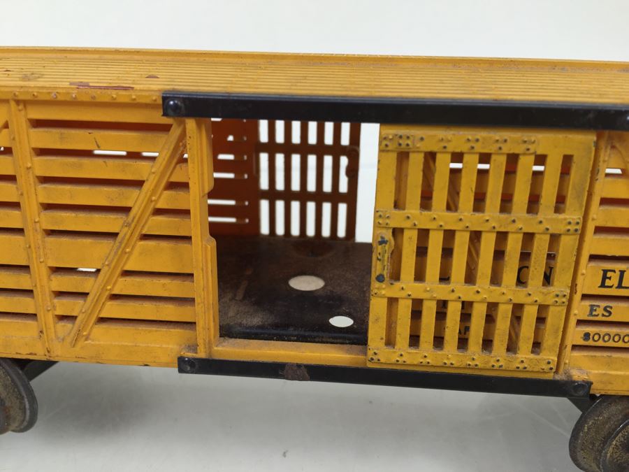 Lionel Train 3461 Operating Log Unloading Car + Lionel 6656 Livestock Stock Cattle Car [Photo 5]