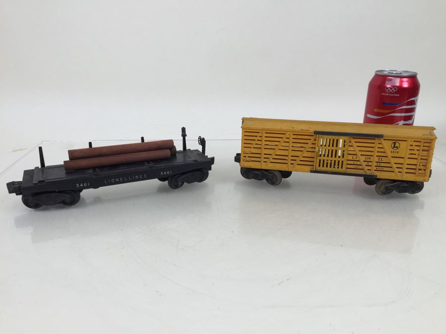 Lionel Train 3461 Operating Log Unloading Car + Lionel 6656 Livestock Stock Cattle Car [Photo 1]