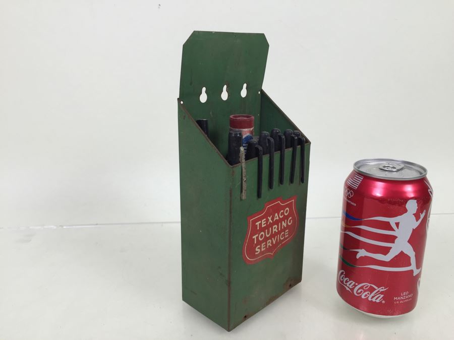 Vintage Texaco Touring Service Wall Mount Holder Green And Red With White Lettering [Photo 2]