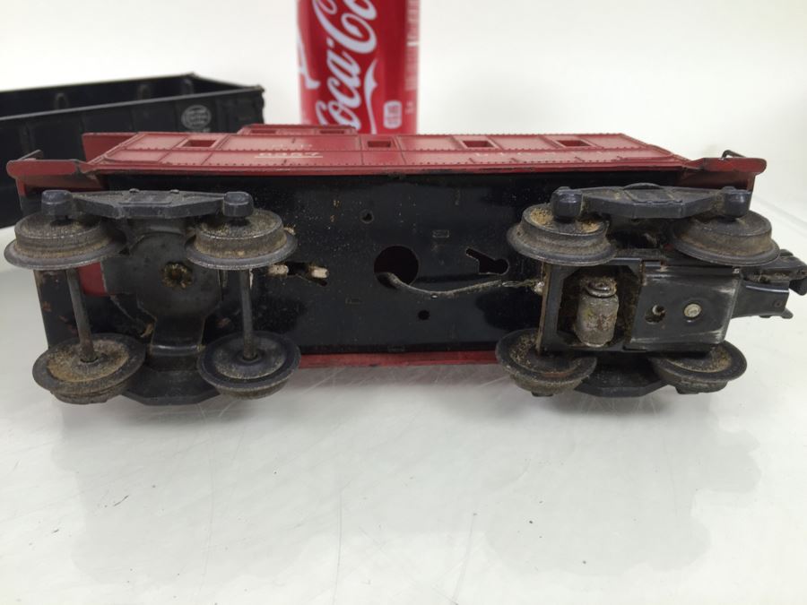 Pair Of Vintage Lionel 6462 Long Gondola Cars Trains + Lionel 6357 Caboose [Photo 7]