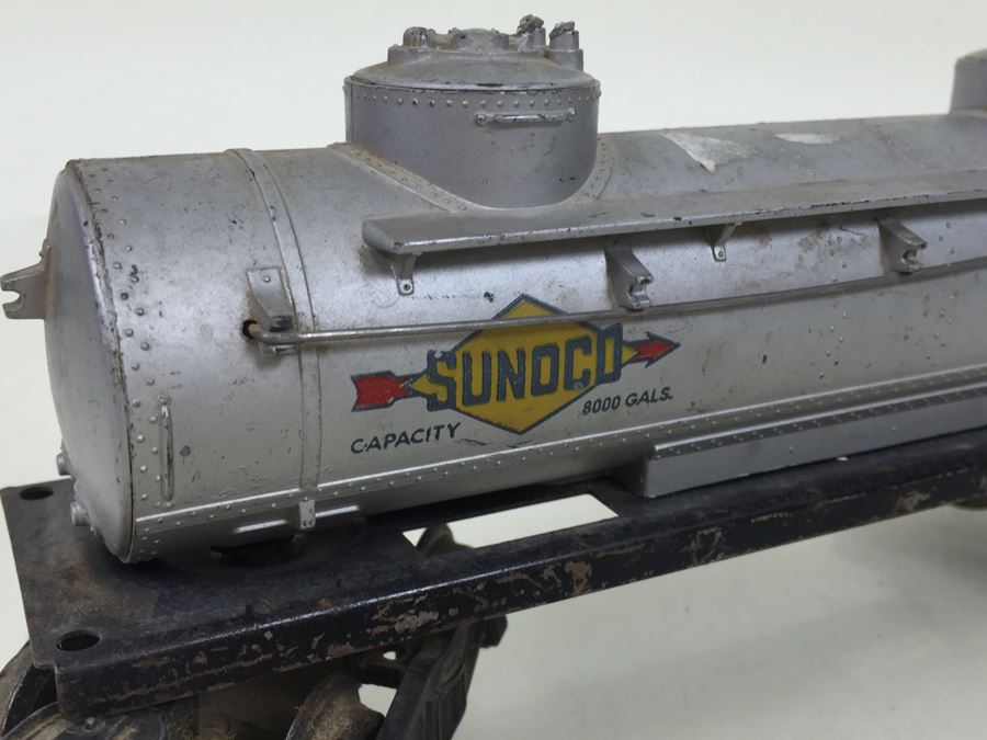 Vintage O Gauge Lionel 2056 Hudson Engine + Lionel O Gauge Sunoco Gasoline Tanker Train [Photo 19]