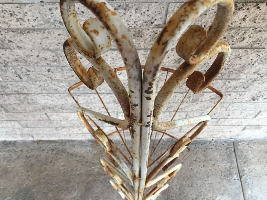 Shabby Chic Corner Garden Etagere Wrought Iron Plant Stand [Photo 6]