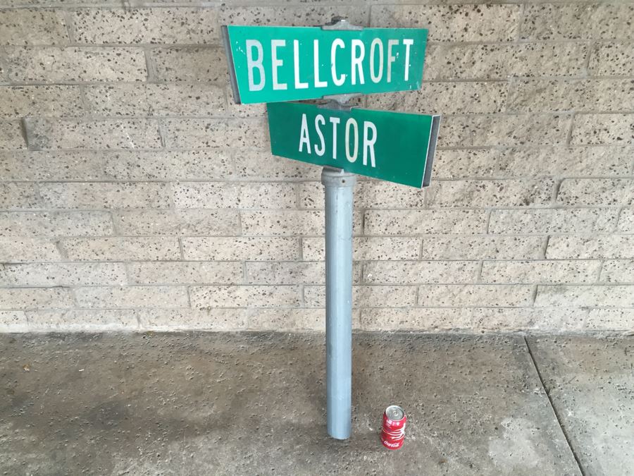 Vintage Green Street Sign Corner Of Bellcroft And Astor From Lake Forest, California [Photo 1]