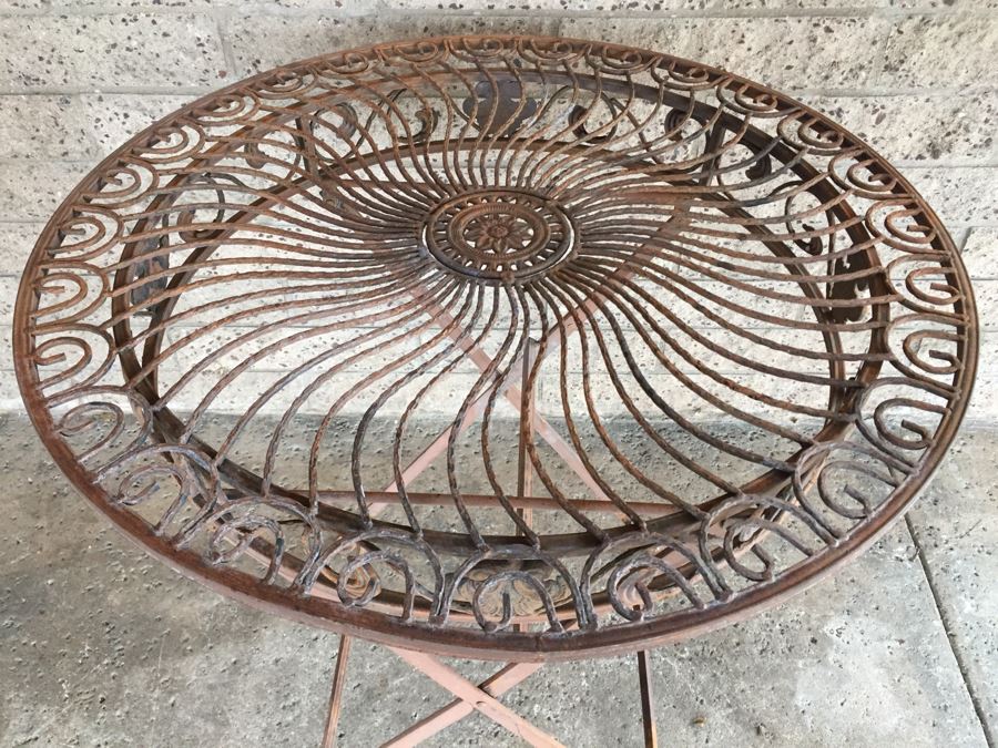 Folding Outdoor Round Metal Cafe Table [Photo 3]