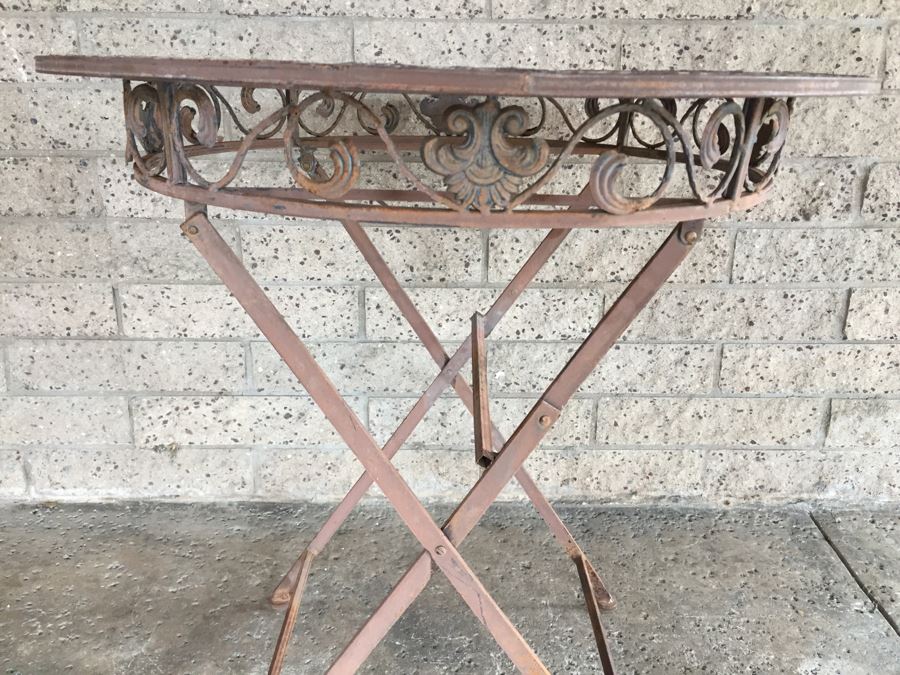 Folding Outdoor Round Metal Cafe Table [Photo 4]