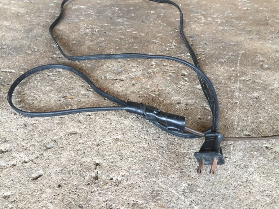 Stunning Vintage Stained Glass Shade Floor Lamp With Metal And Polished Stone [Photo 15]