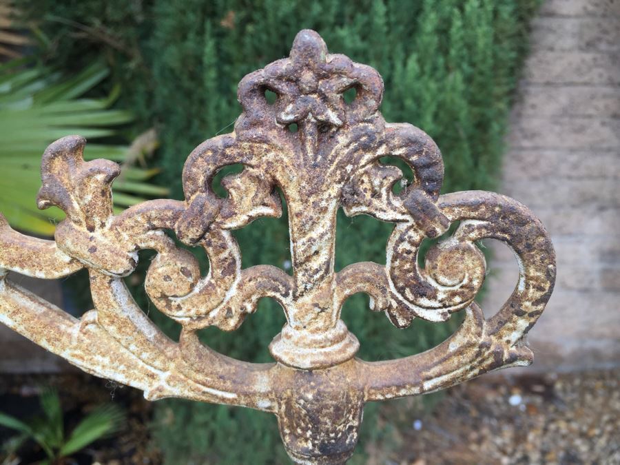 Vintage Metal Stand [Photo 4]