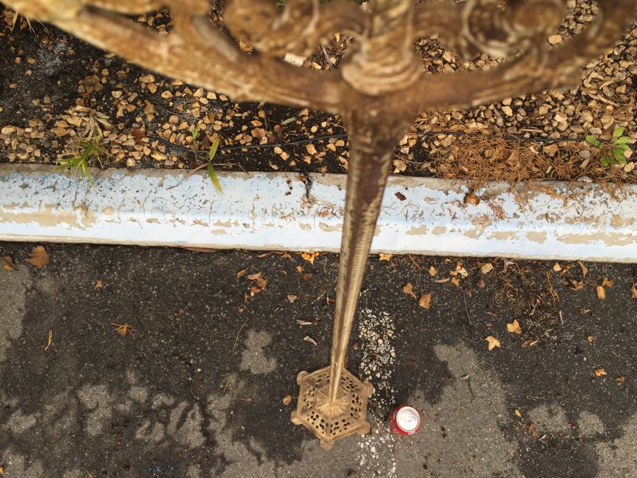 Vintage Metal Stand [Photo 5]