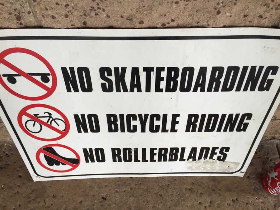 No Skateboarding Bicycle Riding Rollerblades Sign [Photo 4]