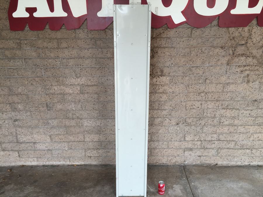 Vintage Vertical Metal Lockers 6 Lockers Individually Lockable [Photo 8]