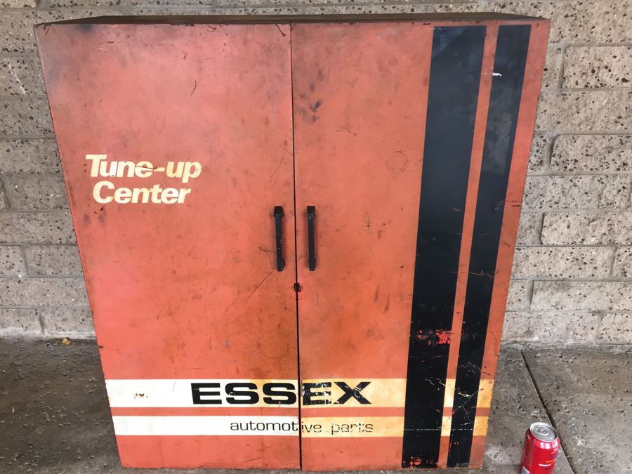 Vintage Automotive Parts Metal Storage Locker Tune-Up Center ESSEX Cars [Photo 4]