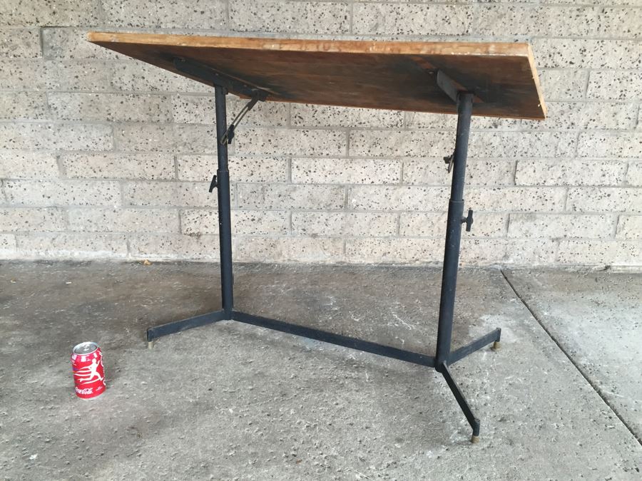 Small Vintage Adjustable Drafting Table [Photo 11]