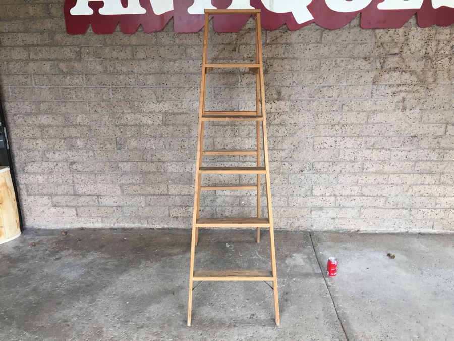 Werner Wooden Ladder 6 Foot Model W336 [Photo 7]