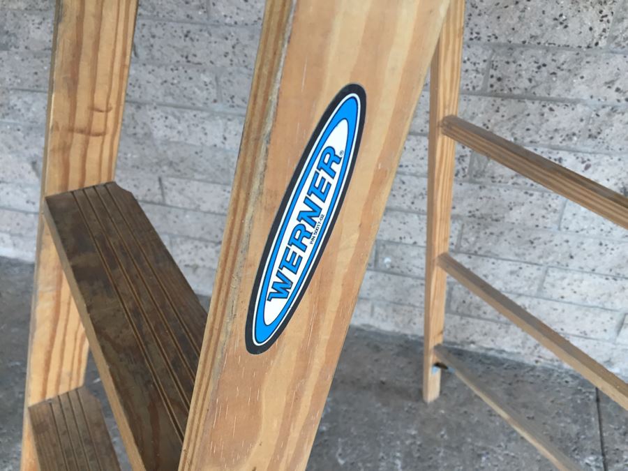 Werner Wooden Ladder 6 Foot Model W336 [Photo 4]