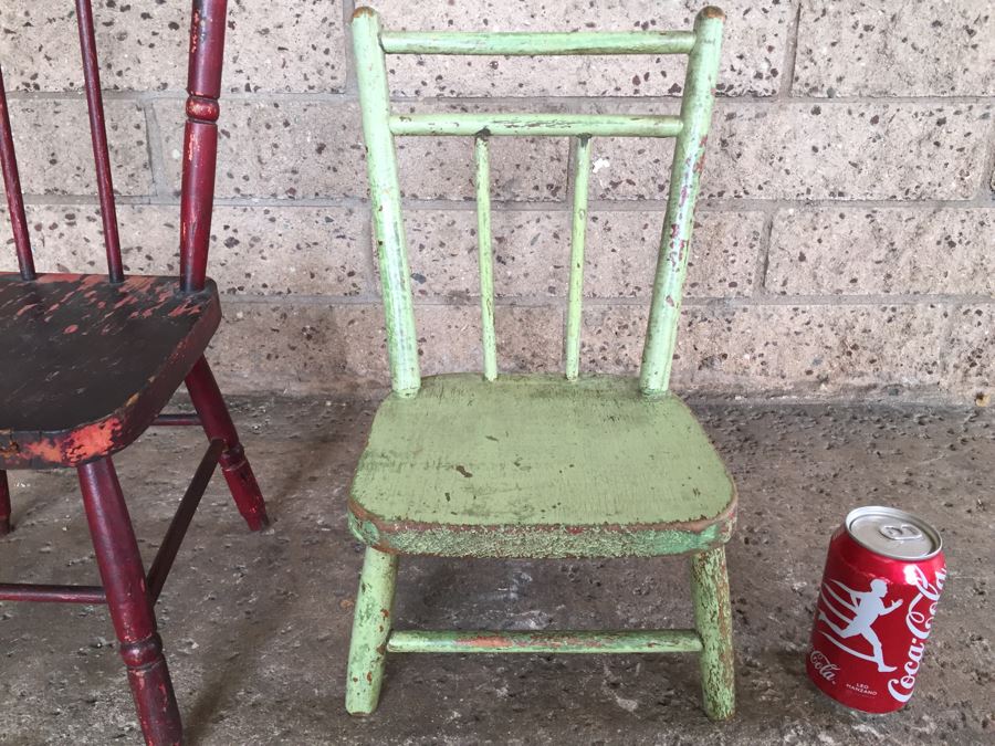 Pair Of Shabby Chic Children Or Doll Wooden Chairs Distressed Paint [Photo 6]