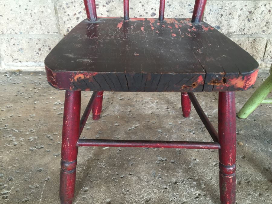 Pair Of Shabby Chic Children Or Doll Wooden Chairs Distressed Paint [Photo 5]