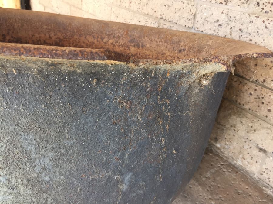 Very Large Vintage Cast Iron Pot Cauldron Said To Have Been Used By Missions To Make Soap Off Of Dana Point CA [Photo 13]