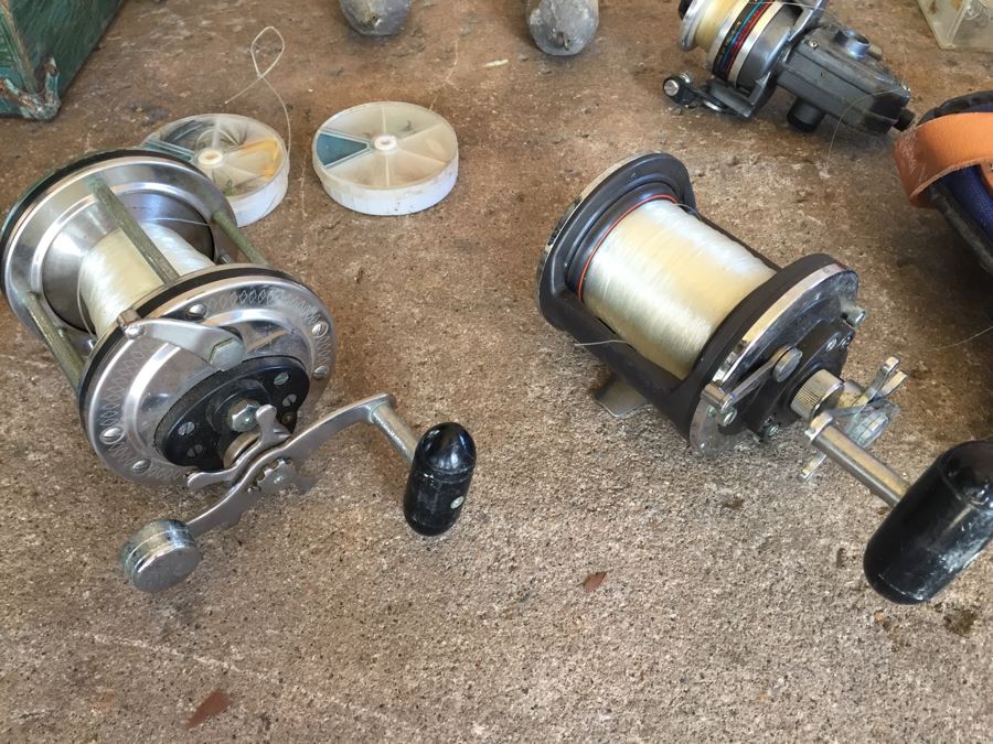 Huge Fishing Lot With Salt Walter And Fresh Water Lures, Reels, Tackle Box, Pole, Net And Accessories [Photo 6]