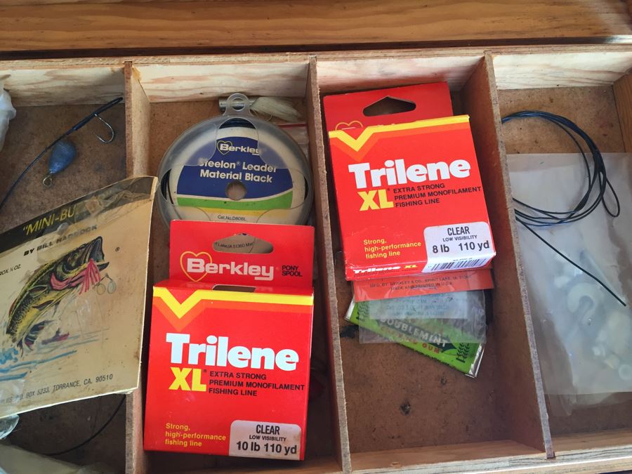 Huge Fishing Lot With Salt Walter And Fresh Water Lures, Reels, Tackle Box, Pole, Net And Accessories [Photo 30]