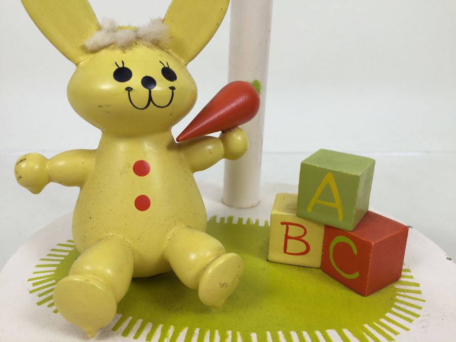 Vintage Wooden Bunny Table Lamp [Photo 6]