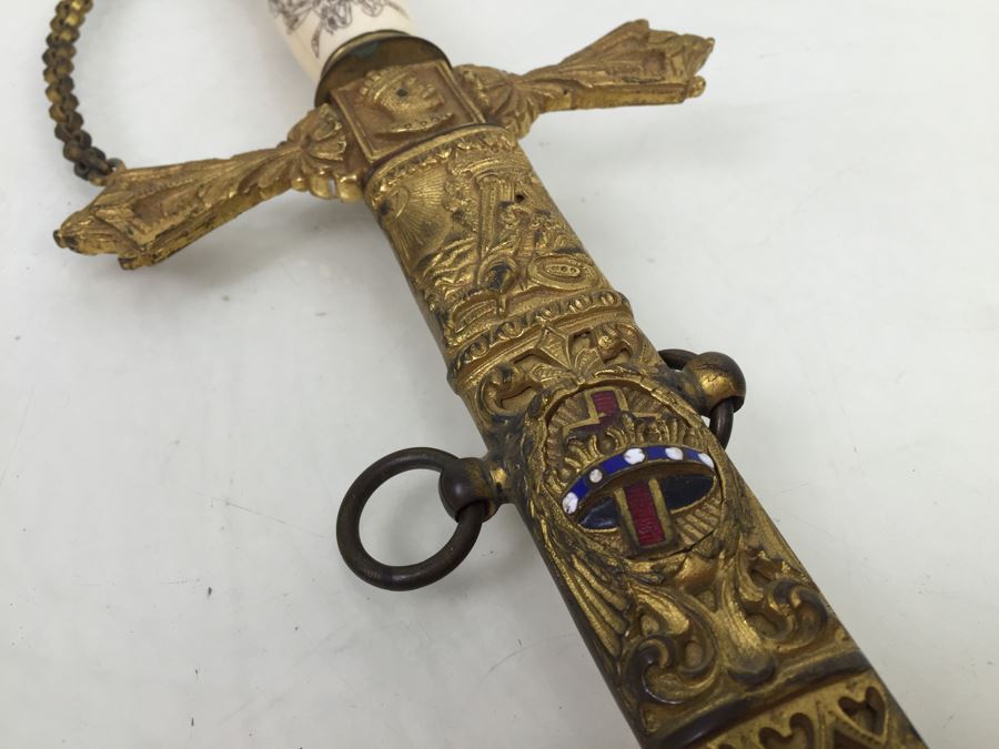 Vintage Knights Templar Masonic Ceremonial Sword [Photo 4]