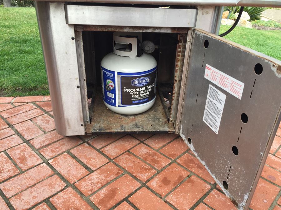 Vermont Castings Outdoor Gas Grill [Photo 14]