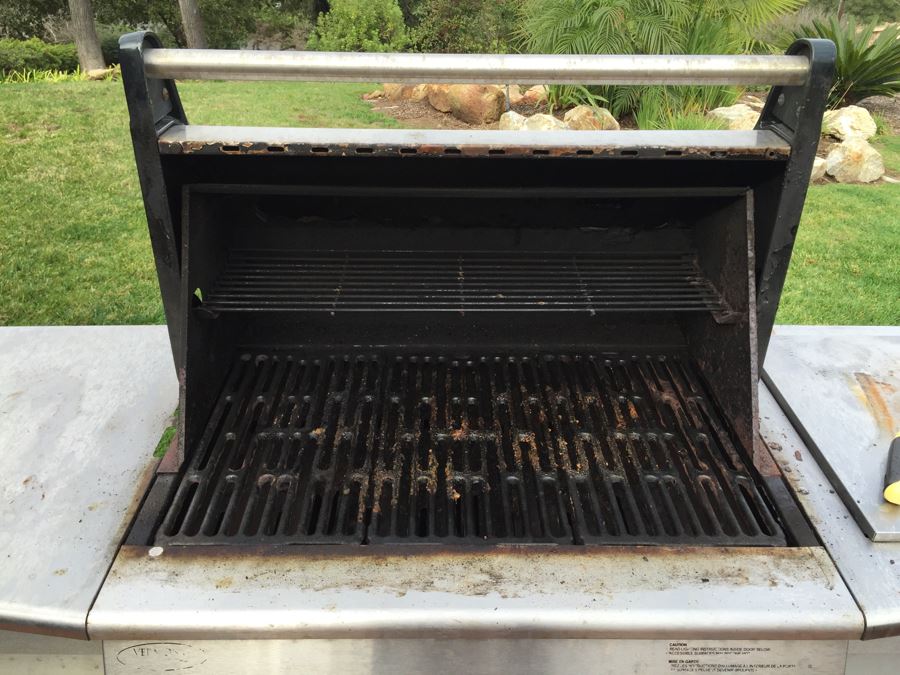 Vermont Castings Outdoor Gas Grill [Photo 4]
