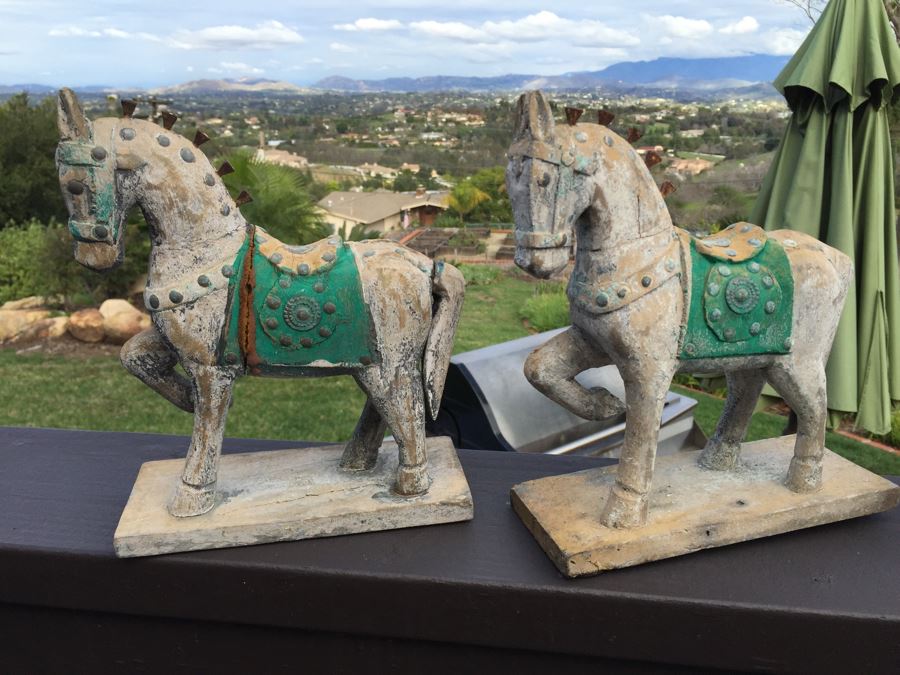 Pair Of Carved Wood Decorative Horses [Photo 4]