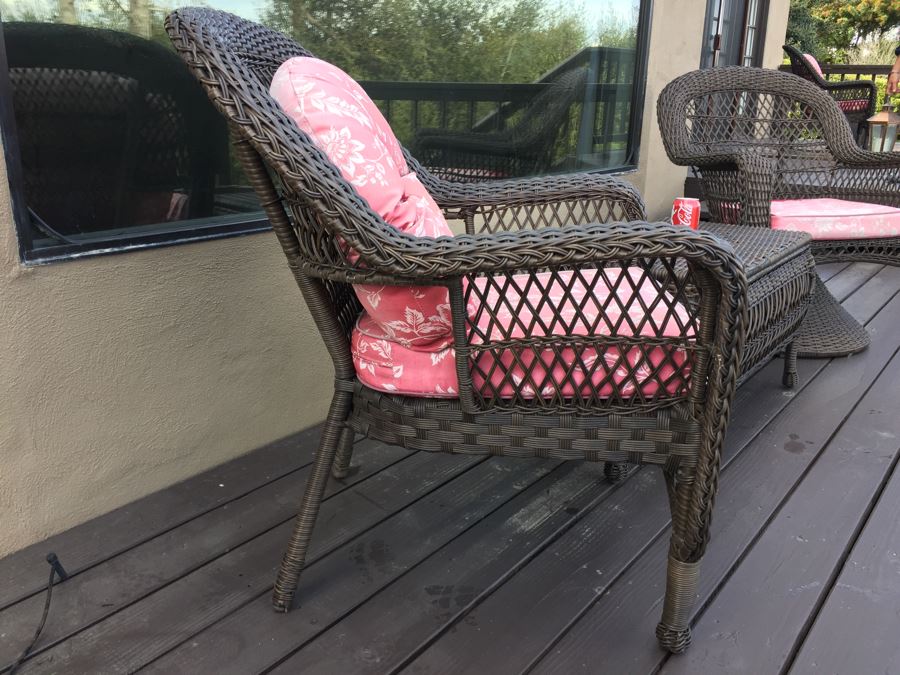 Outdoor Patio Furniture Set With Faux Wicker Chair, Swivel Chair And Table With Storage [Photo 5]