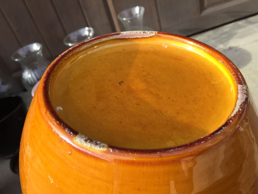 Pottery, Vase And Votive Lot [Photo 5]