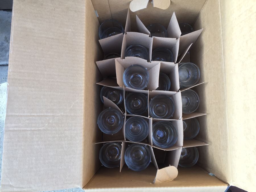 Pottery, Vase And Votive Lot [Photo 13]